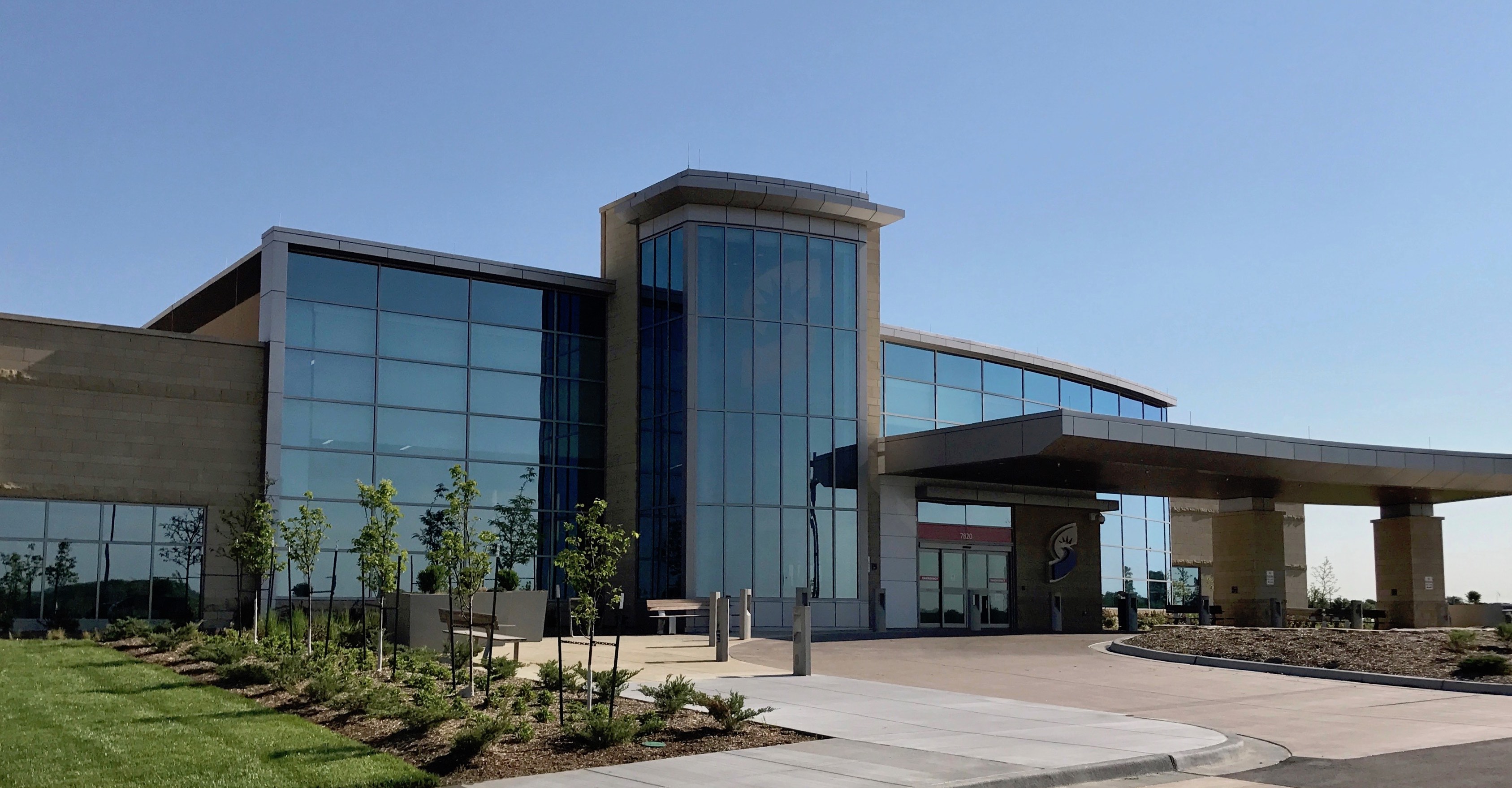 Featured image for “Shawnee Mission Health / Blue Valley Campus”